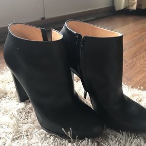 CHRISTIAN LOUBOUTIN  BOOTIES SIze 41